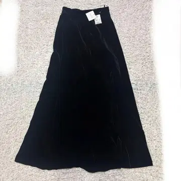 ARUMDY 알름디 롱 스커트 벨로아 블랙