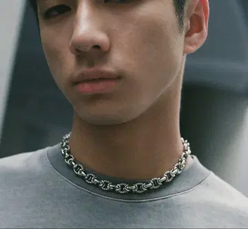 앵커 트위스트 쇼트 네크리스