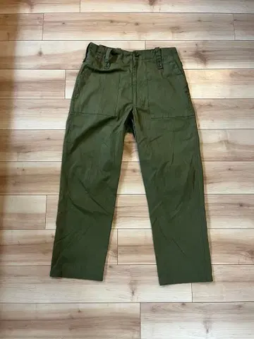 영국군 퍼티그 팬츠 XL 베이커 팬츠 밀리터리 구제 의류 W88