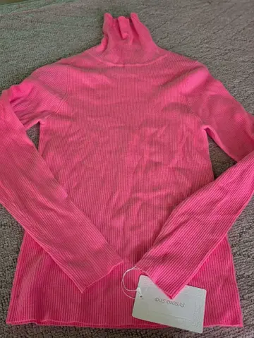 DOS DIOSAS 립 터틀 스웨터