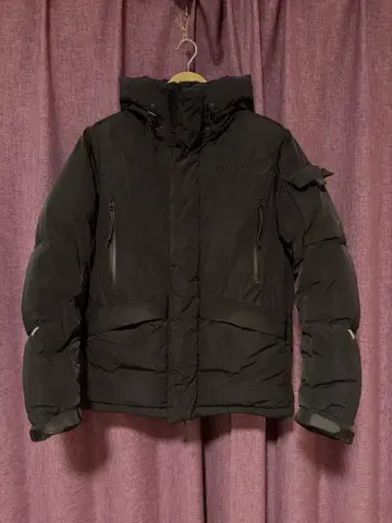 Liberaiders 다운 자켓