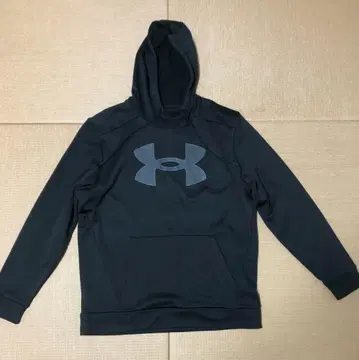 새상품 Under Armour 후드 부착 후드티 XL 블랙