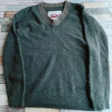 Superdry(극도 건조하 시나이) V넥 니트 슈퍼 드라이 얇은 소재