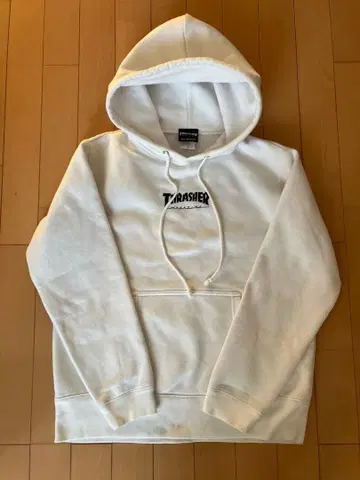 [ THRASHER ] 화이트 후드티 후드 부착