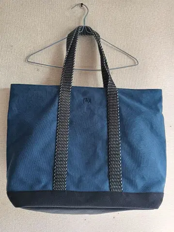 유니클로 x JW Anderson 토트백 블루 JW 앤더슨