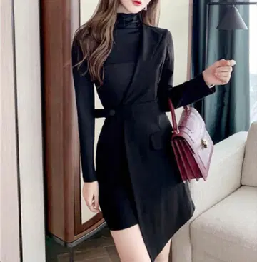 스타일이 좋아 보이는!! 블랙 비대칭 하이넥 스트레치 원피스
