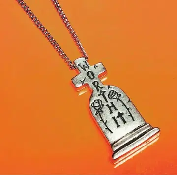 HELTER SKELTER UNIF bad acid 목걸이