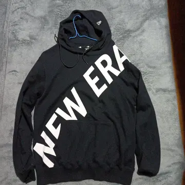 NEW ERA 블랙 후드티