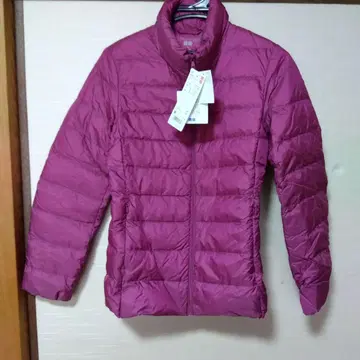 유니클로 울트라 라이트 다운 자켓 M 사이즈