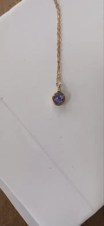 탄자나이트 목걸이