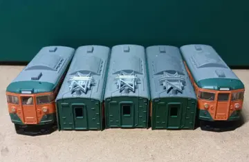 111계 쇼난색 5량 세트 바디만