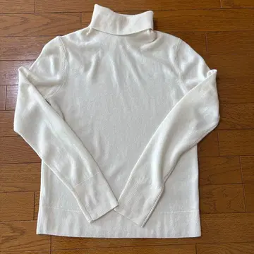 UNIQLO 캐시미어 스웨터 M