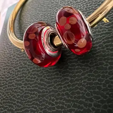 PANDORA Red Bubbles 무라노 참 2점