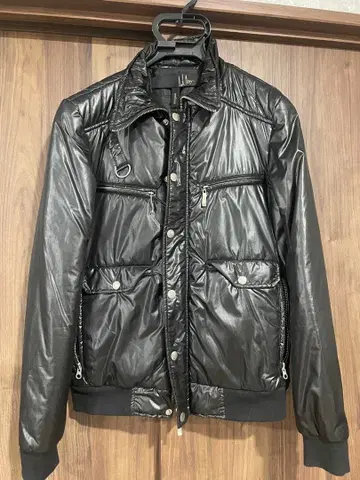 블랙 다운 자켓