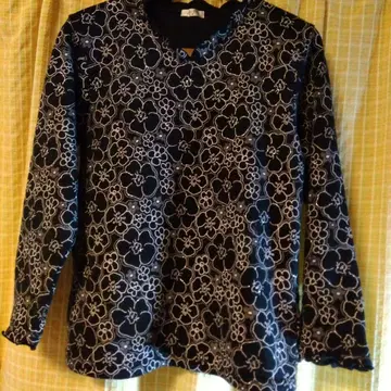 My Day 라메 꽃무늬 긴팔 상의 M 사이즈 블랙