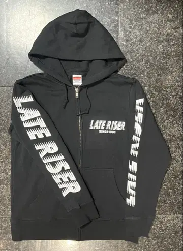 레이트 라이저(LATE RISER) 블랙 후드티