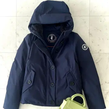 컨디션 최상 세이브 더 덕 에코 다운 자켓 숏 기장 네이비 M 상당