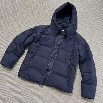 새상품급 UNIQLO 심리스 3D 컷 다운 자켓 M