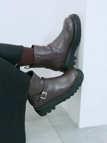 이번 시즌 사만사 모스모스 블루 엔지니어 부츠 23.5