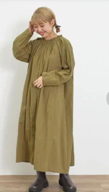 패턴 모듬 셔링 넥 원피스