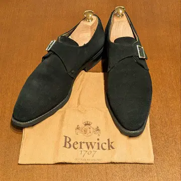 Berwick 버윅 싱글 몽크 스트랩 스웨이드 블랙