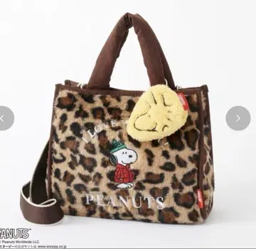 새상품 스누피 레오파드 무늬 토트백 2025 겨울 신상!!