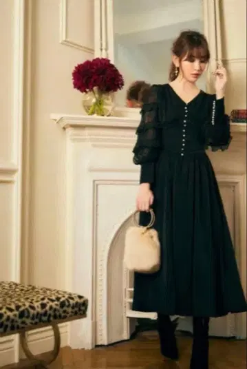 Her lip to Embellished Satin Long Dress