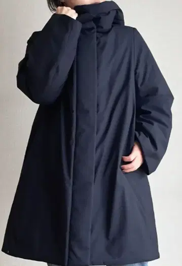 유니클로 하이브리드 다운 코트 XL