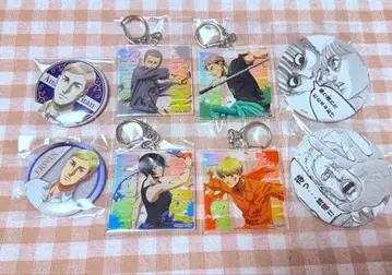 진격의 거인 아키하바라 도쿄역 캔뱃지 아크릴 키링 세트