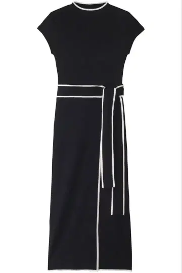 새상품급 Ezick 랩 스타일 라인 니트 원피스 블랙