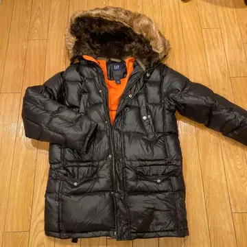GAP 블랙 다운 자켓 M 사이즈