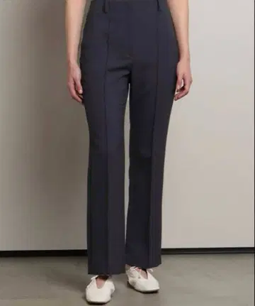 띠어리 럭스 팬츠 네이비