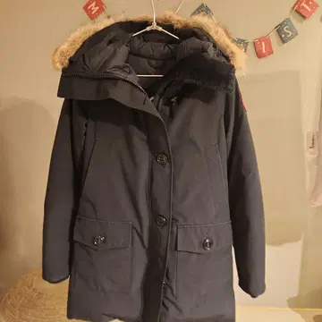 CANADA GOOSE 블랙 다운 자켓 SP