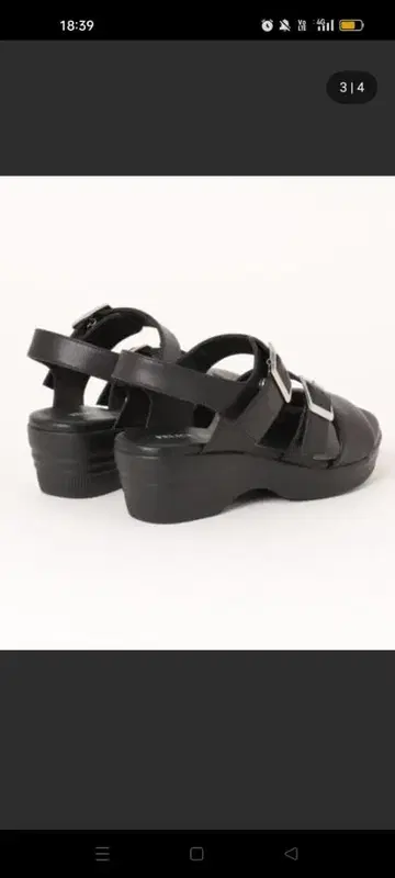 블랙 백 스트랩 샌들