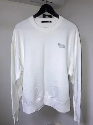 THE NORTH FACE 화이트 크루넥 트레이닝복
