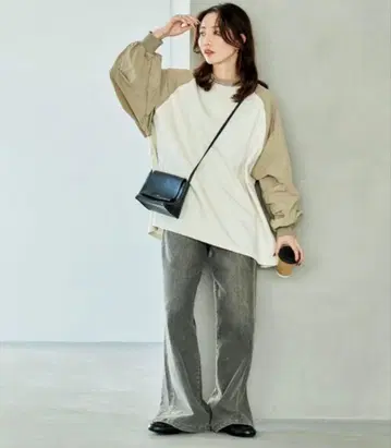 미사용 새상품 프릭스스토어 쭈리 이소재 도킹 2WAY 풀오버