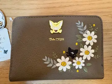 와치필드 베베다얀 접이식 지갑 꽃 자수 데이지 브라운 미사용