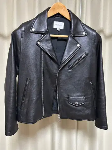 새상품급 뷰티 앤 유스 램 가죽 더블 라이더 자켓 M