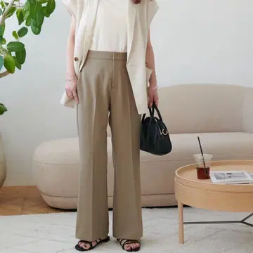 [ 새상품 ] DISCOAT 디스코트 욕심나는 플레어 팬츠 PS 사이즈