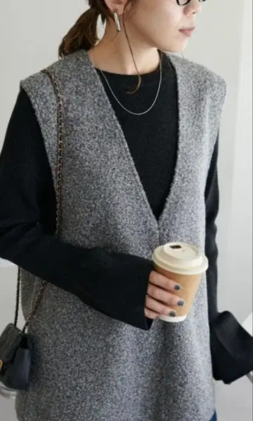 DISCOAT 베스트 부착 리브 니트 셋업