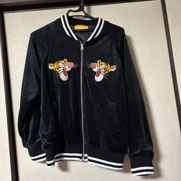 도쿄 디즈니 리조트 티거 자켓 S 사이즈