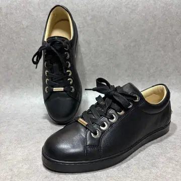 지미추 JIMMY CHOO 스타 스터드 레더 스니커즈 38 사이즈