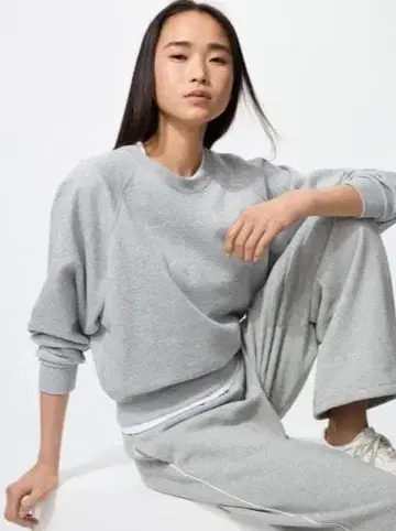 유니클로 / 맨투맨 크롭 셔츠 ( GRAY L 사이즈 )