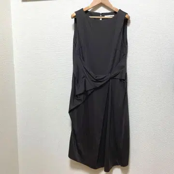 새상품급 칼리테 qualite 원피스 미디 기장 슬리브리스 브라운