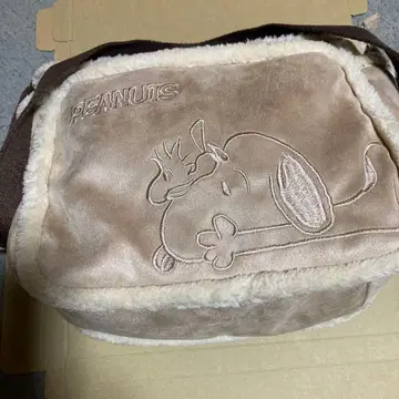 스누피의 숄더백
