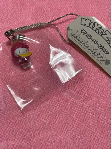 Sanrio 헬로키티 미야자키 망고 버전