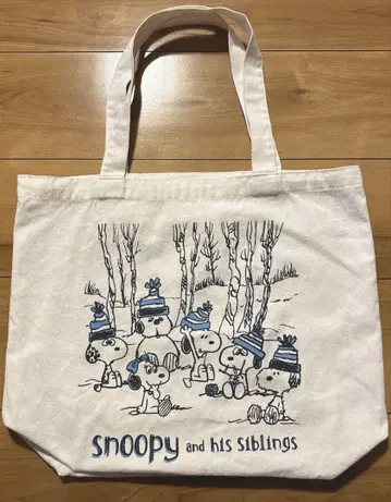 SNOOPY AND HIS SIBLINGS 토트백