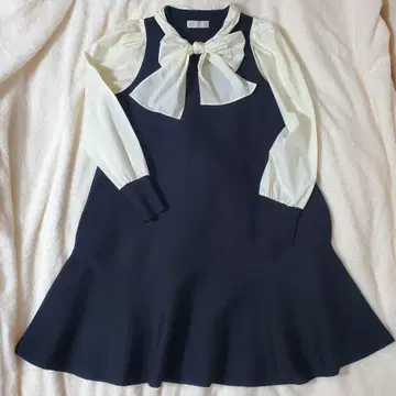 CELFORD 보타이 리본 원피스