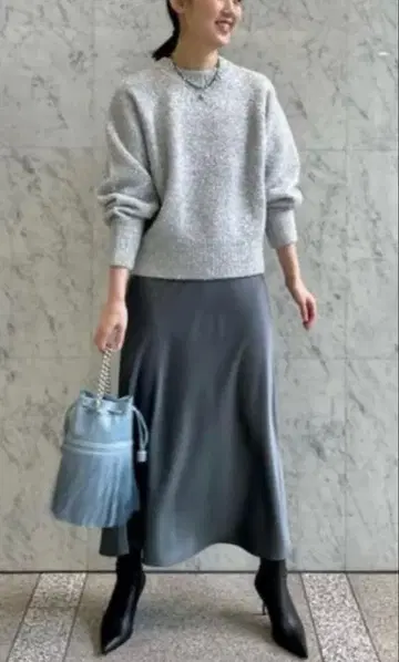 Ballsey 엘라스틱 새틴 머메이드 롱 스커트