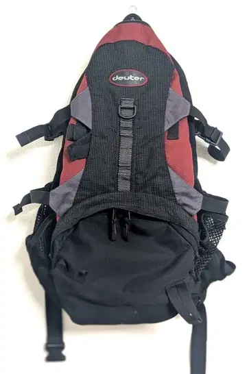 당일 발송 새상품급 도이터 deuter 백팩